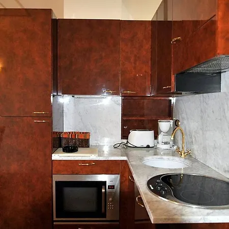 Appartement Sleeps 4 Pool Wifi Meina